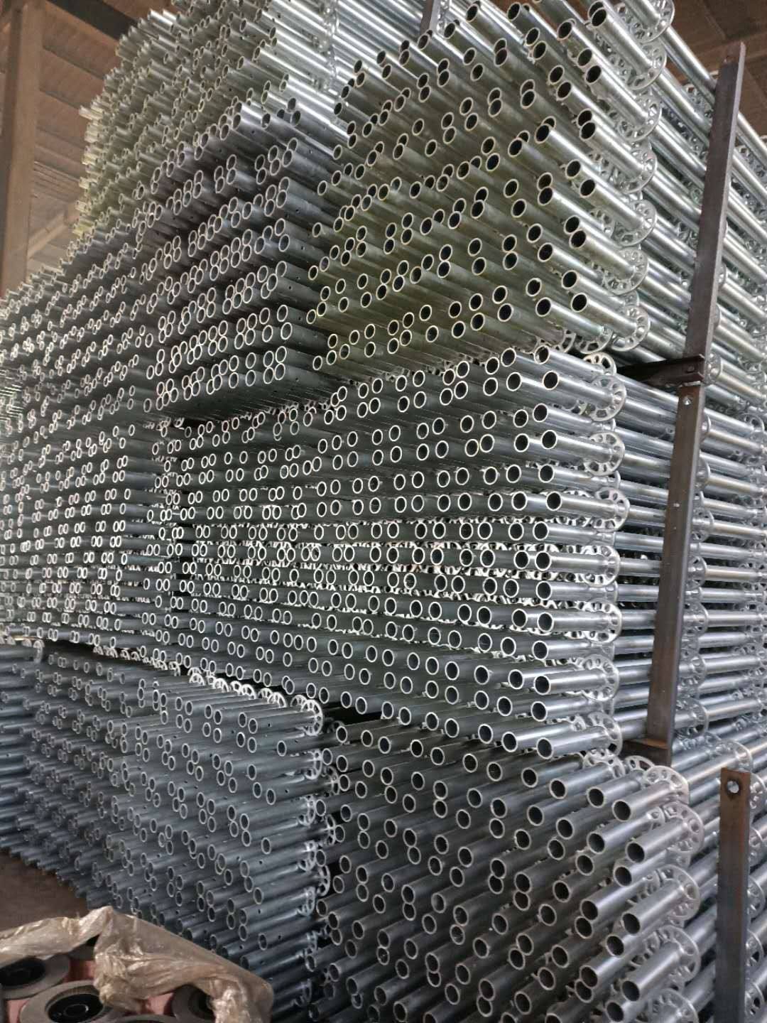 云南铝合金移动脚手架出租任何人都可以使用吗